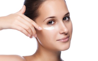 Tratamiento cosmético de la zona ocular